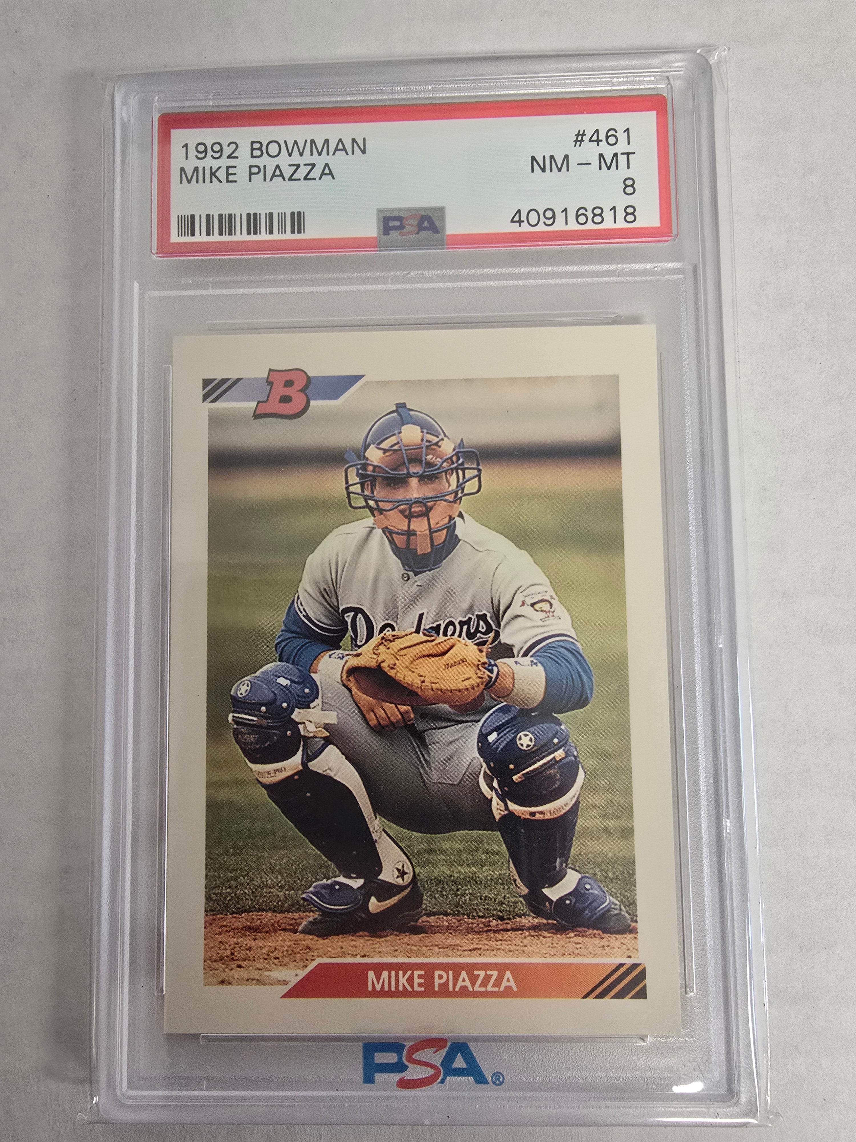1992 Bowman #461 Mike Piazza rookie card PSA 8