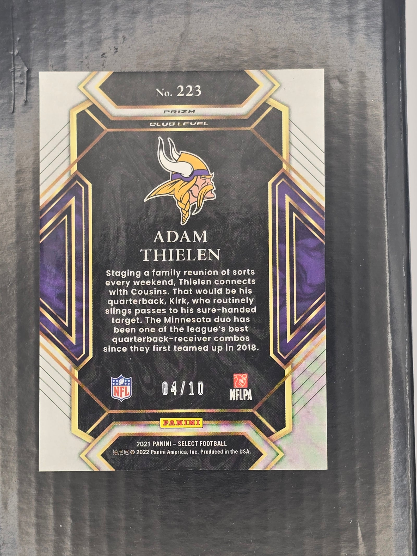 2021 Select Adam Thielen Gold Disco /10