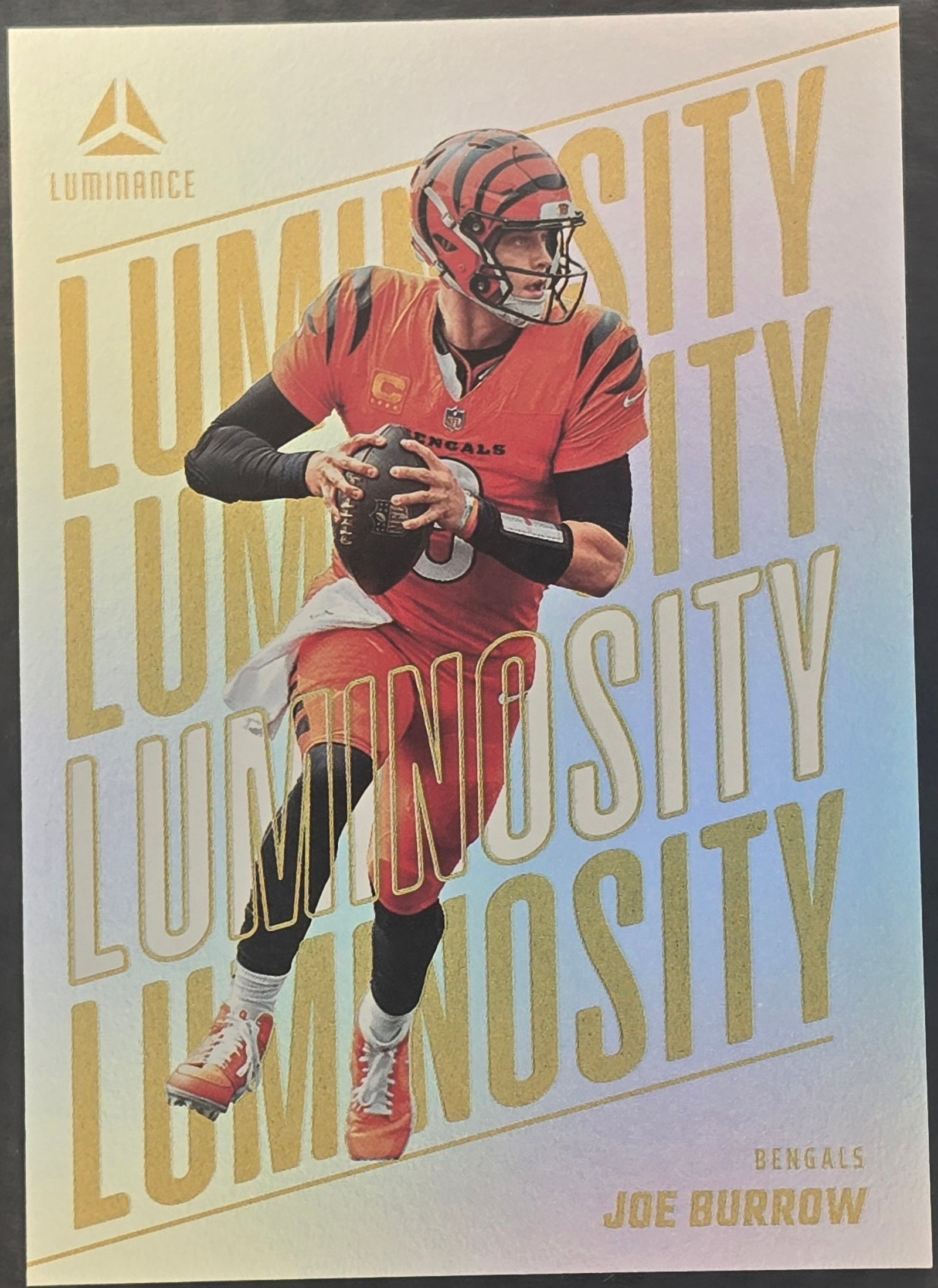 2023 Panini Luminance Luminosity Joe Burrow case hit