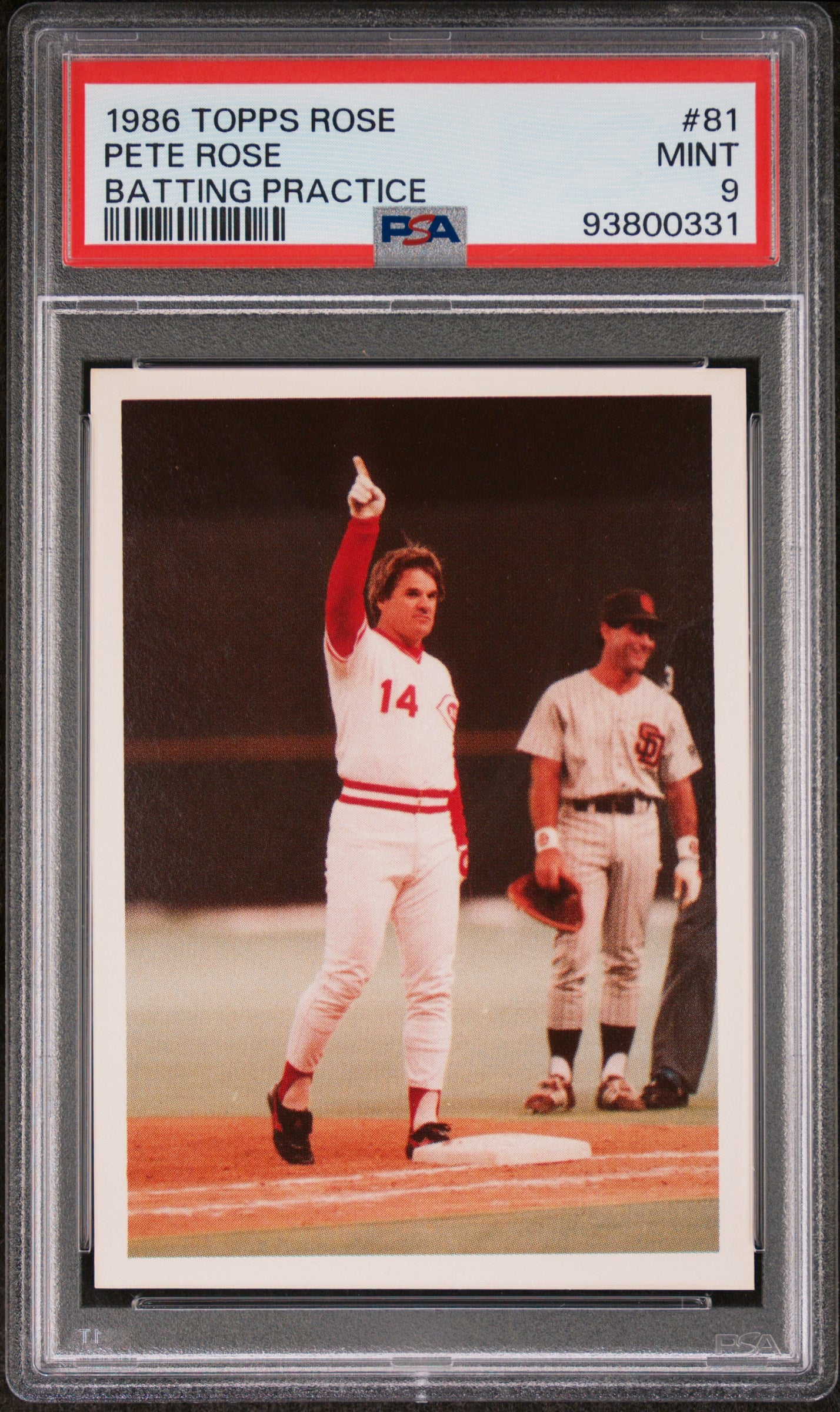 1986 TOPPS PETE ROSE SET 81 PETE ROSE BATTING PRACTICE PSA 9 - front