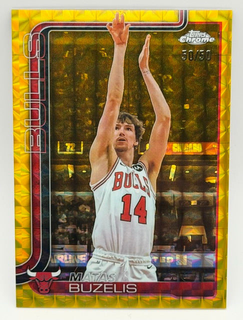 2025-26	Topps Chrome Matas Buzelis Gold Geometic 50/50 Bookend