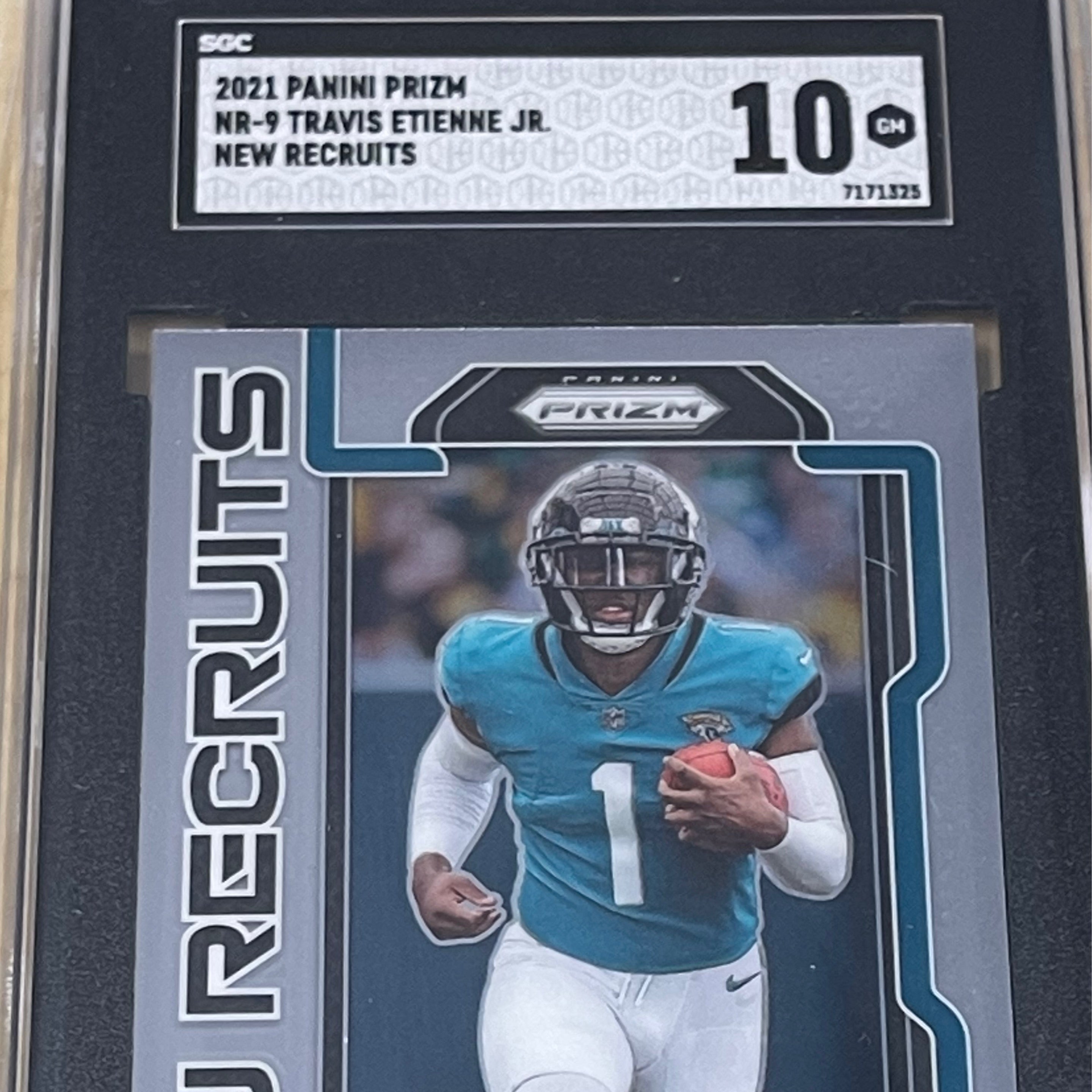Travis Etienne	2021	Panini Prizm	NR-9	New Recruits		SGC 10
